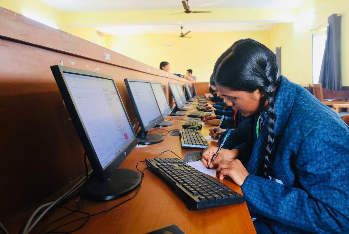 WhatsApp Image 2025-11-23 at 10.40.43 (1)